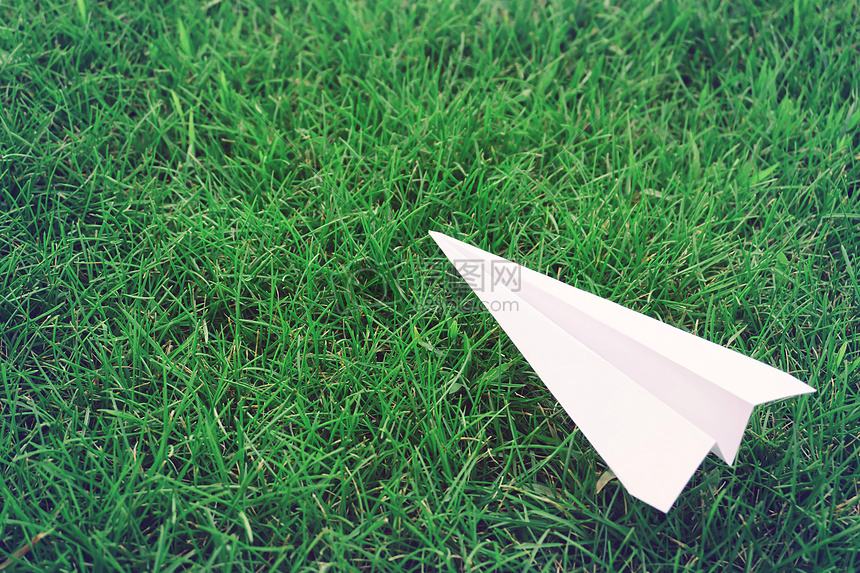 [纸飞机]纸飞机发射器怎么折