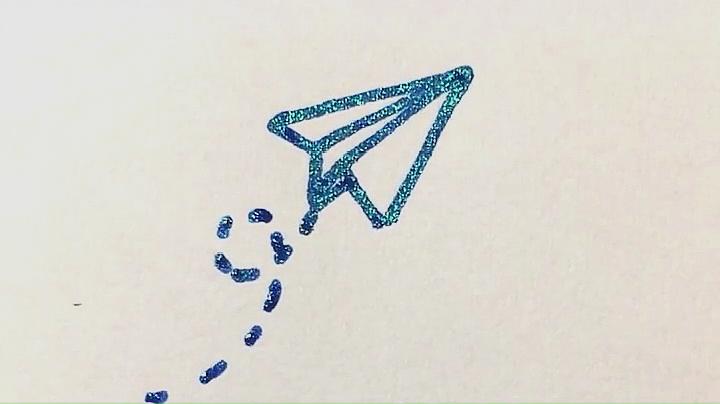 [纸飞机简笔画简单漂亮]纸飞机的简笔画图片大全