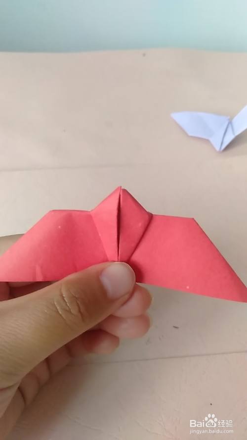 [教我怎样折叠纸飞机]教我怎样折叠纸飞机图片