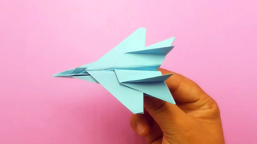 [纸飞君折过最难的纸飞机]真的太牛了,纸飞机还能这样折!
