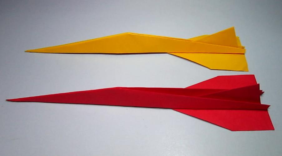 怎么快速折纸飞机-怎么折纸飞机最快的速度