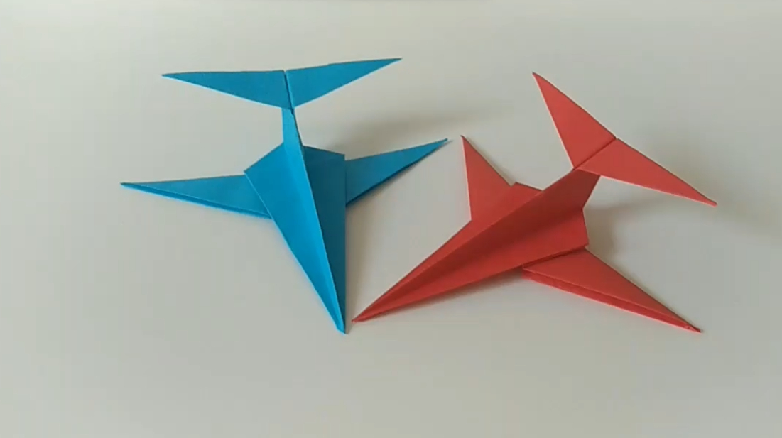 播放纸飞机的视频特别简单-播放纸飞机的视频特别简单怎么回事