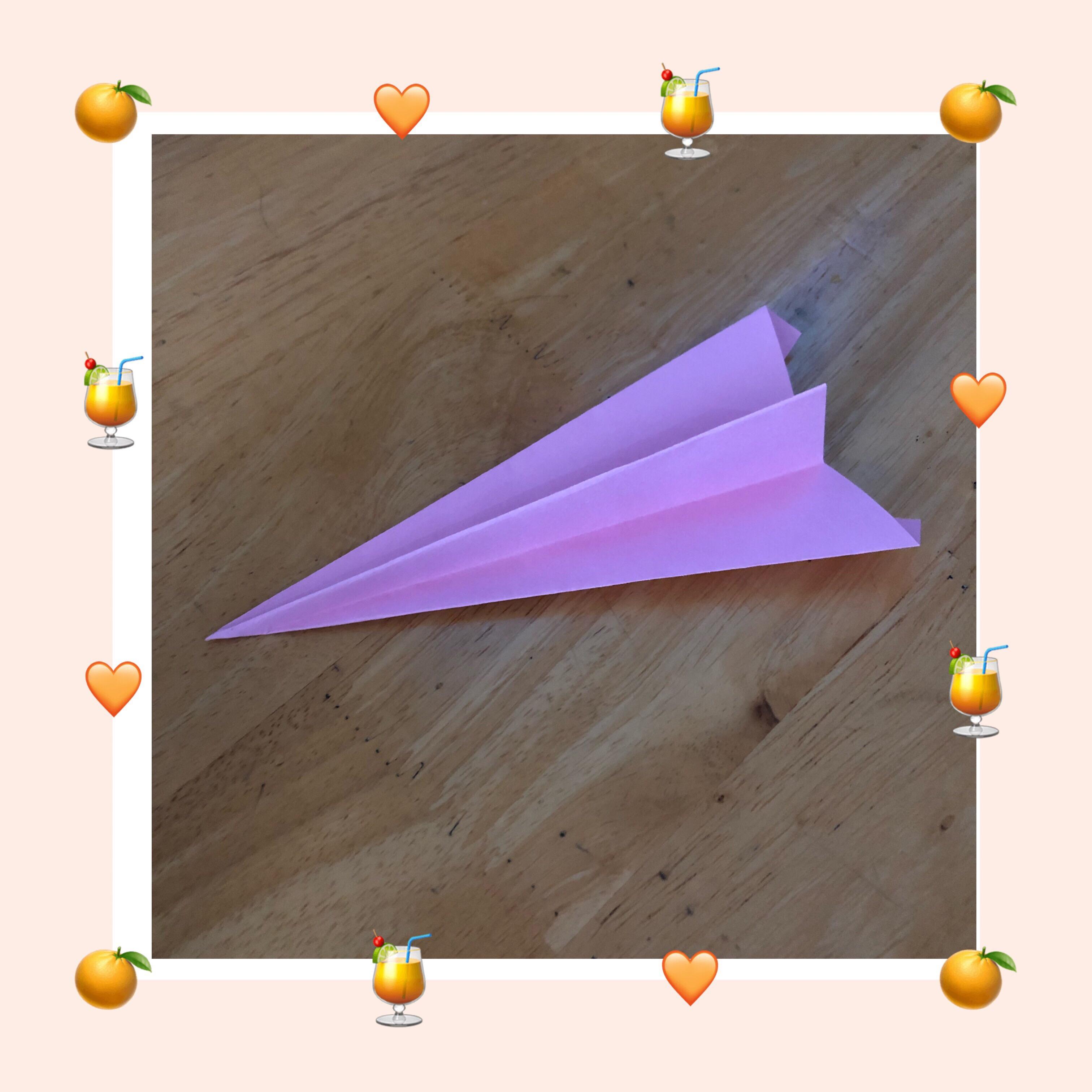 关于纸飞机钻圈用的纸飞机怎么做的信息